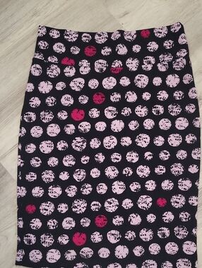 LuLaRoe Black Pencil Skirt with Light Pink and Magenta Dot Print